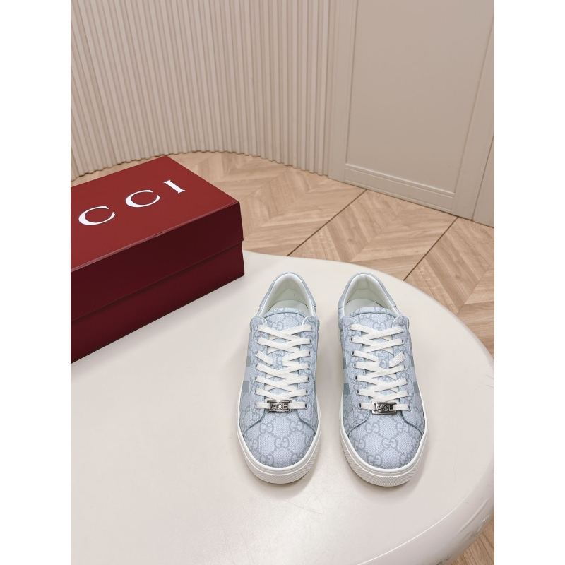 G*u*i casual shoes